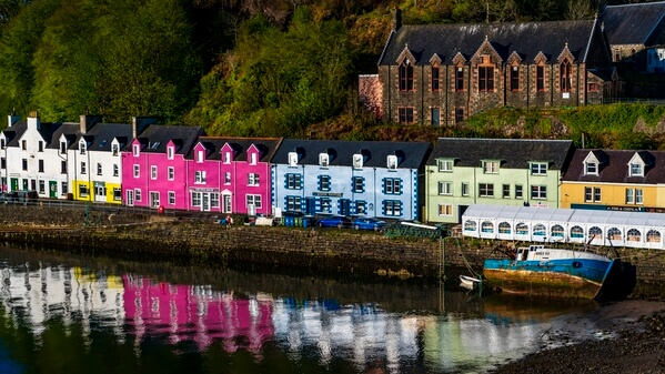 Discover Portree's Colourful Harbour
